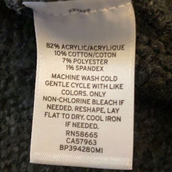 BP. Gray sweater size small - Picture 7 of 7